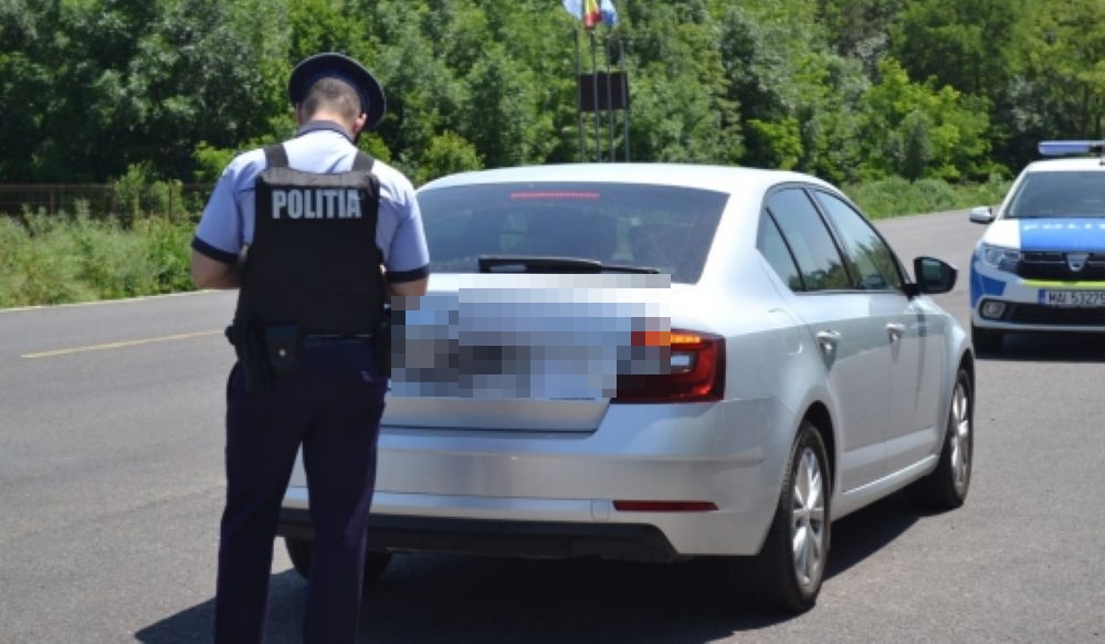Șofer scos din trafic după un control al polițiștilor botoșăneni 