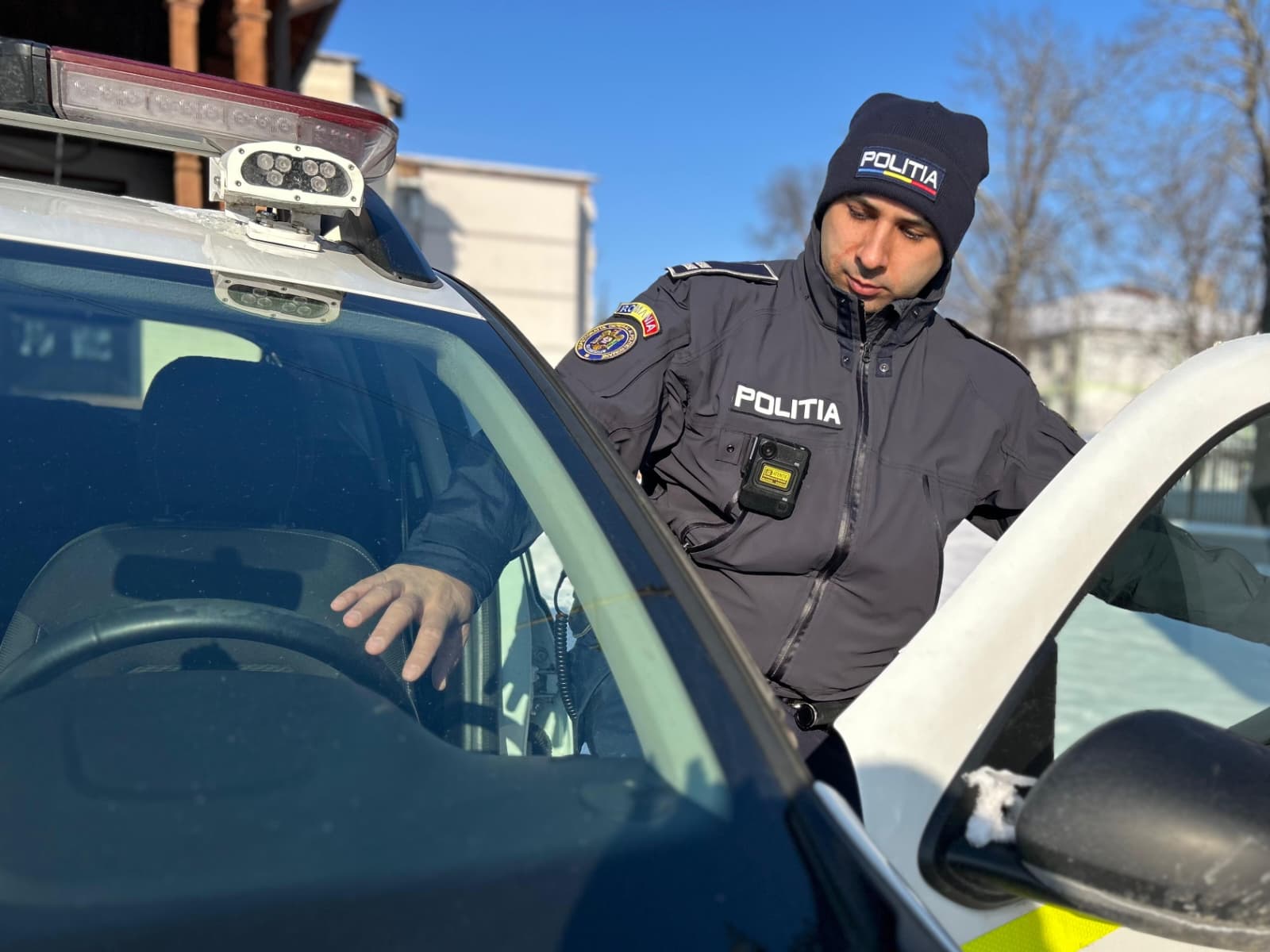 Botoșănean arestat pentru un furt de țigări și o sumă frumușică de bani 