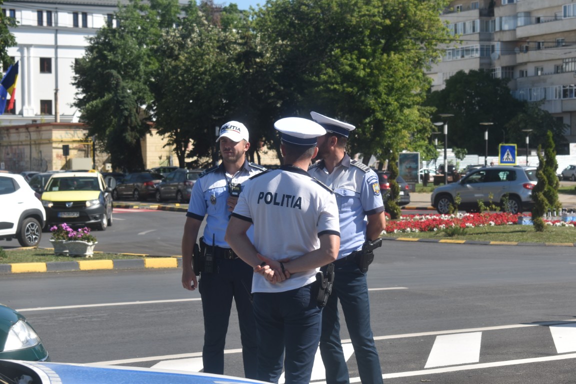 Trei șoferi au devenit pietoni după o razie a polițiștilor