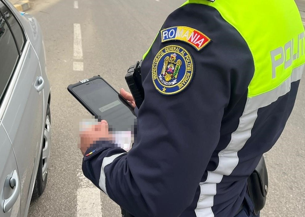  Necaz pentru un șofer oprit la control, vizită la Botoșani „taxată” cu 1.000 de lei