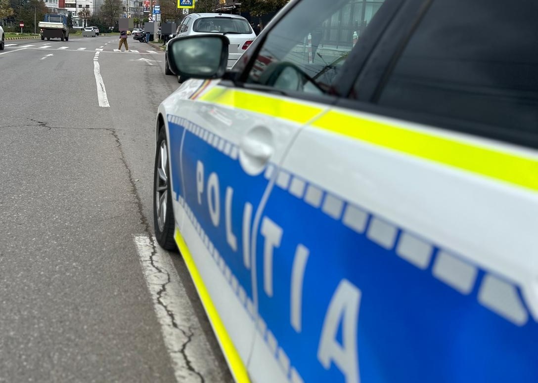 Tânăr prins cu portbagajul plin, amendat cu 15.000 de lei 