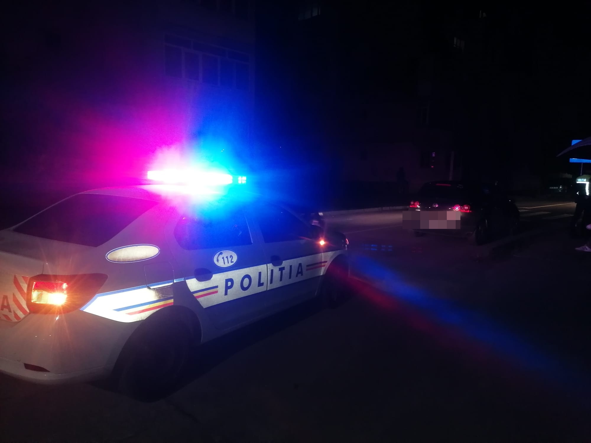 Un botoșănean și un sucevean au făcut „show” în trafic, polițiștii i-au prins circulând pe sensul opus în miez de noapte