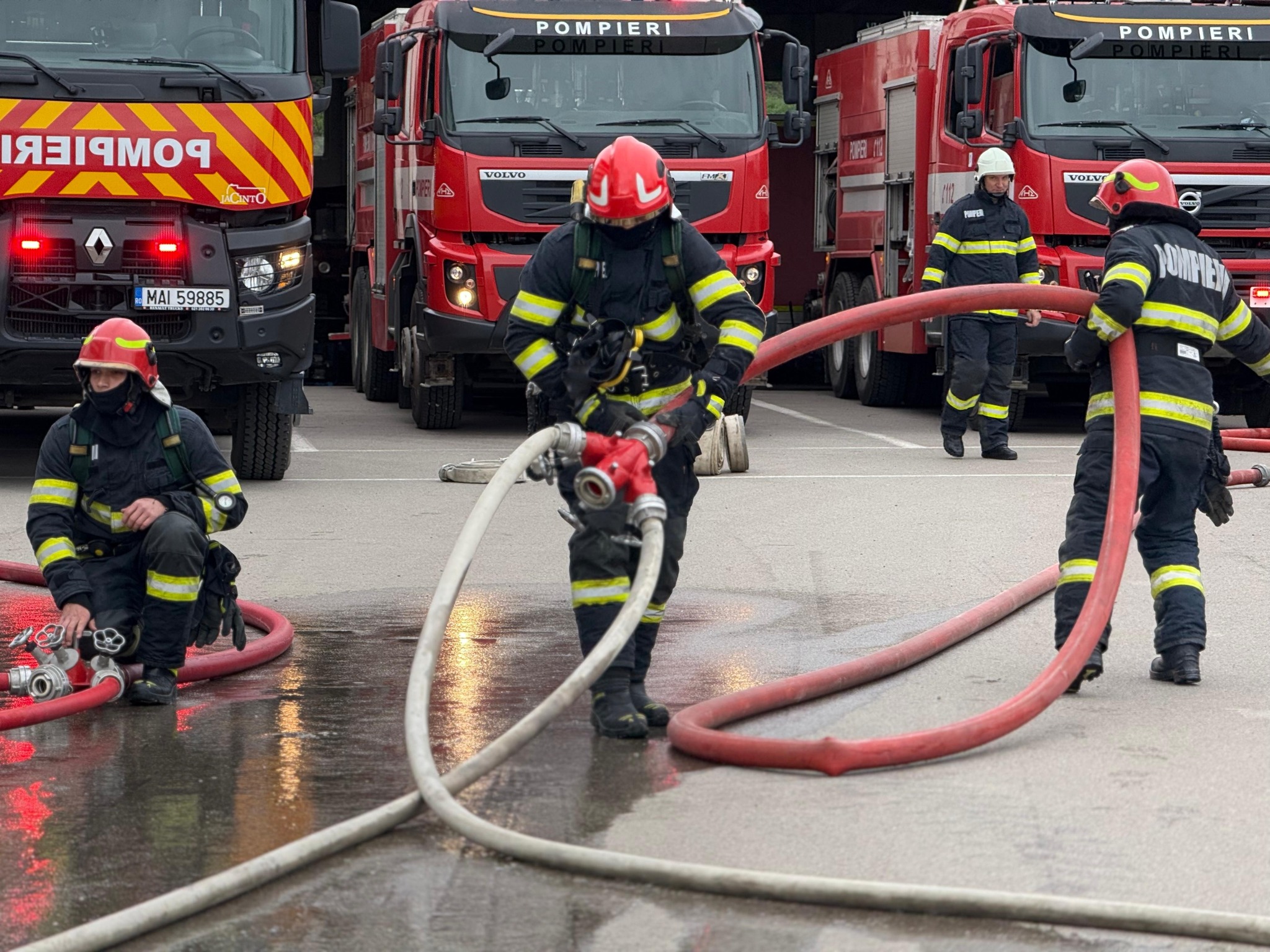 Alegeri, incendii, oameni duși la spital: Val de misiuni pentru pompieri în ultimele zile