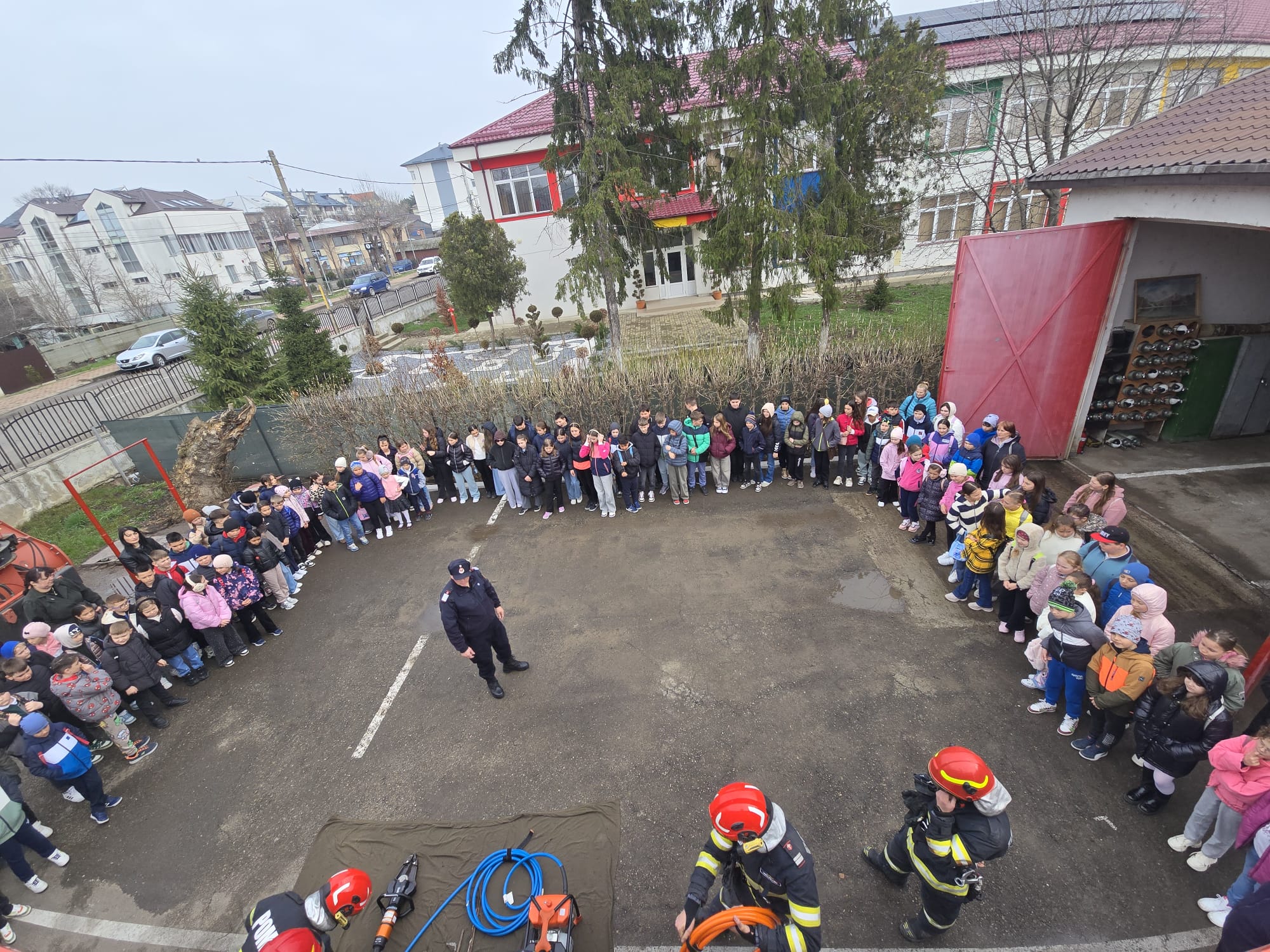 pompierii, lectie de prevenire