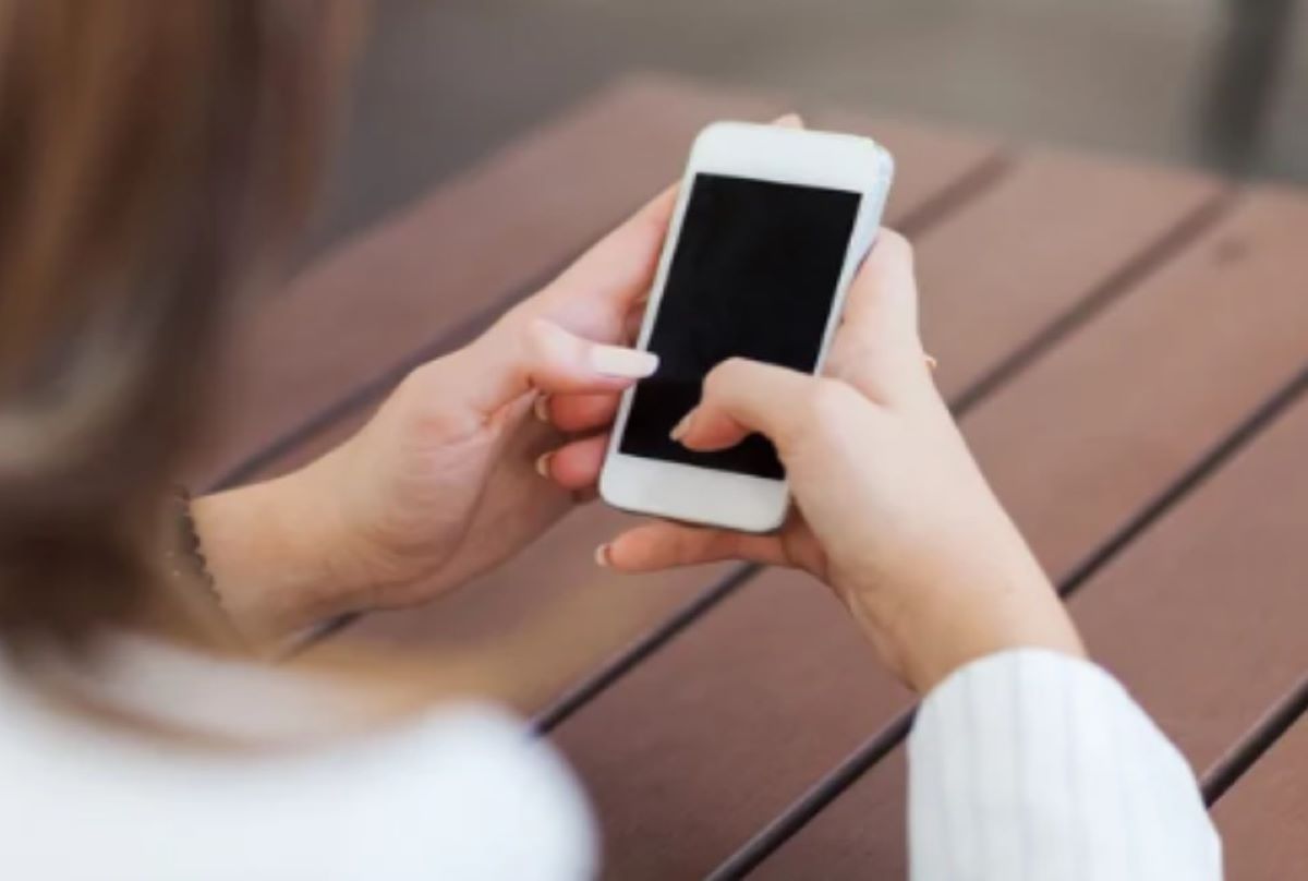 Bărbat din Botoșani amendat de polițiști după ce prietena lui a postat o fotografie pe rețelele de socializare