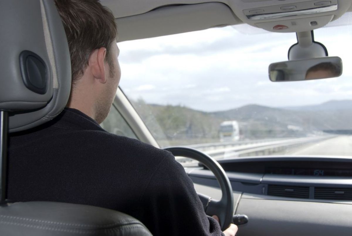 Eşti în căutarea unui nou job? Se caută şofer la o firmă din Botoşani – LISTA locurilor de muncă