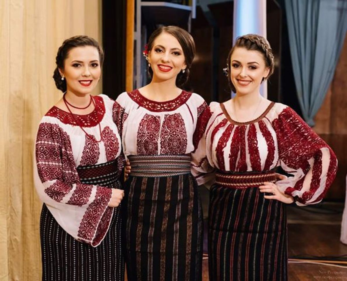 Fetele de la Botoșani vin cu o nouă melodie: Moldoveancă cine-a lua, să stea drepți pe lângă ea! - VIDEO
