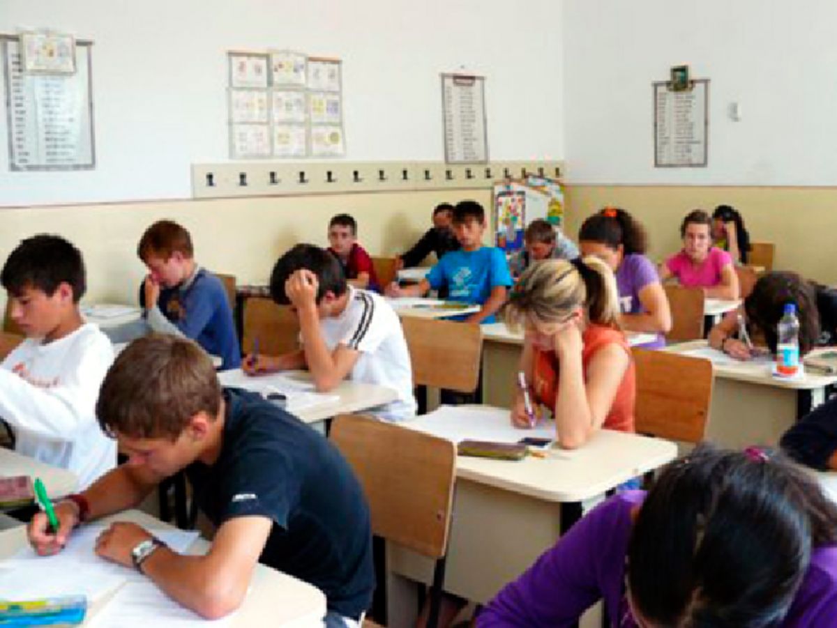 Amenzile părinților îi încurcă pe unii copii de la Botoșani