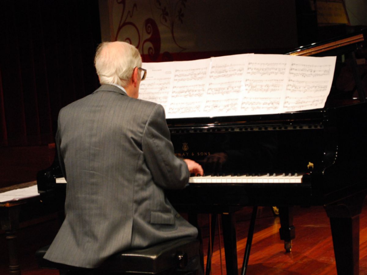 S-a stins din viață pianistul care la 7 ani i-a cântat lui Enescu: URIAȘUL pe care Botoșaniul nu l-a cunoscut - FOTOGALERIE &amp; VIDEO