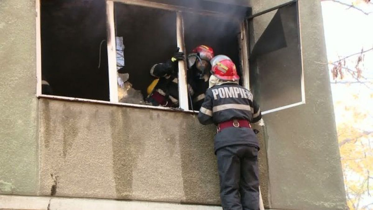 Unirea cu... foc: pompierii au alergat de la un incendiu la altul pe 24 Ianuarie