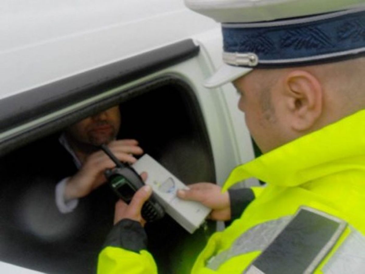 Pedepsit drastic după ce a fost tras pe dreapta: CE a pățit un șofer botoșănean la Suceava