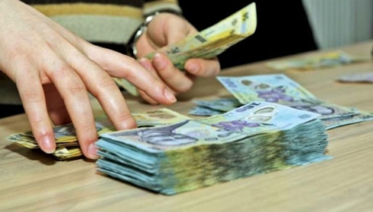 Salarii MĂRITE pentru bugetari, lider sindical: Am vrea să nu fim folosiți în lupta electorală