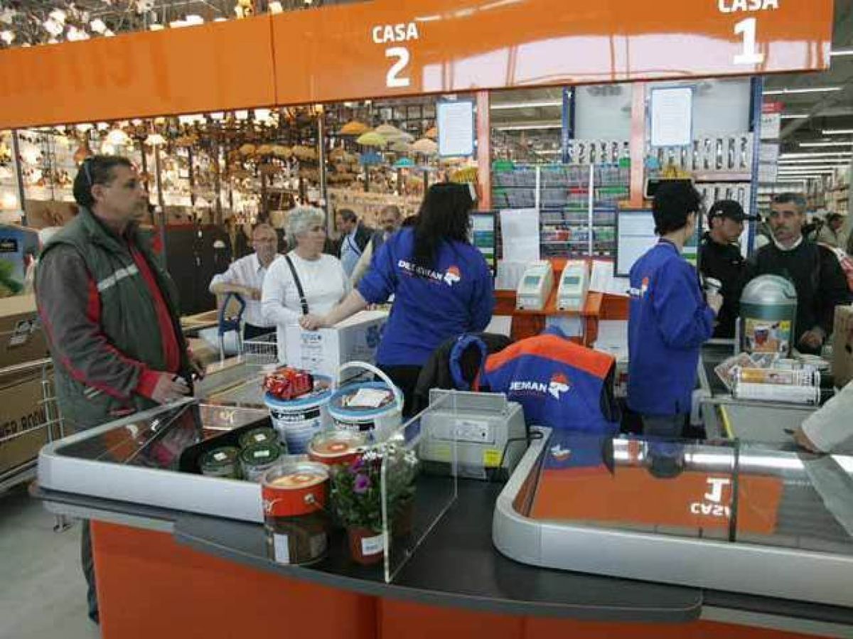 CÂT câștigă un angajat la Dedeman – LISTA salariilor