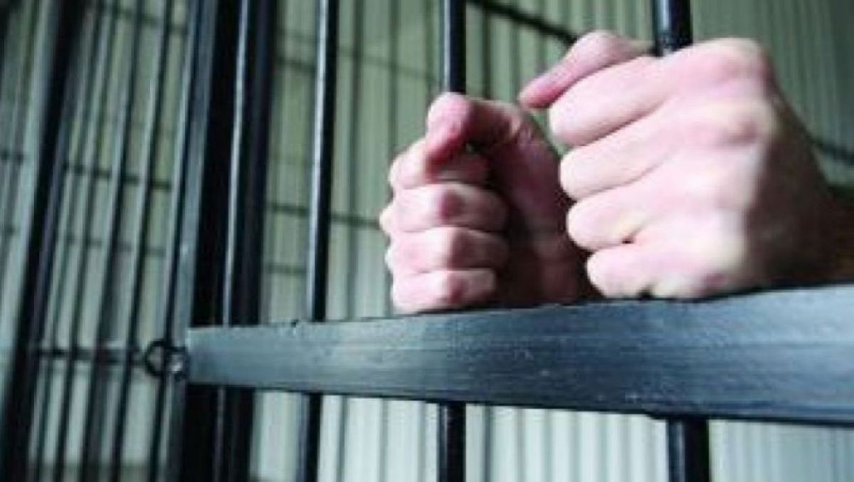 Condamnat pentru tentativă de omor: Bărbat ridicat de acasă și încarcerat în Penitenciarul Botoșani