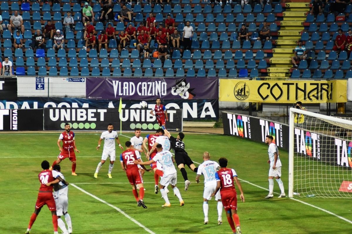 FCSB vine cu rezervele la Botoșani, reprogramare cu bătăi de cap