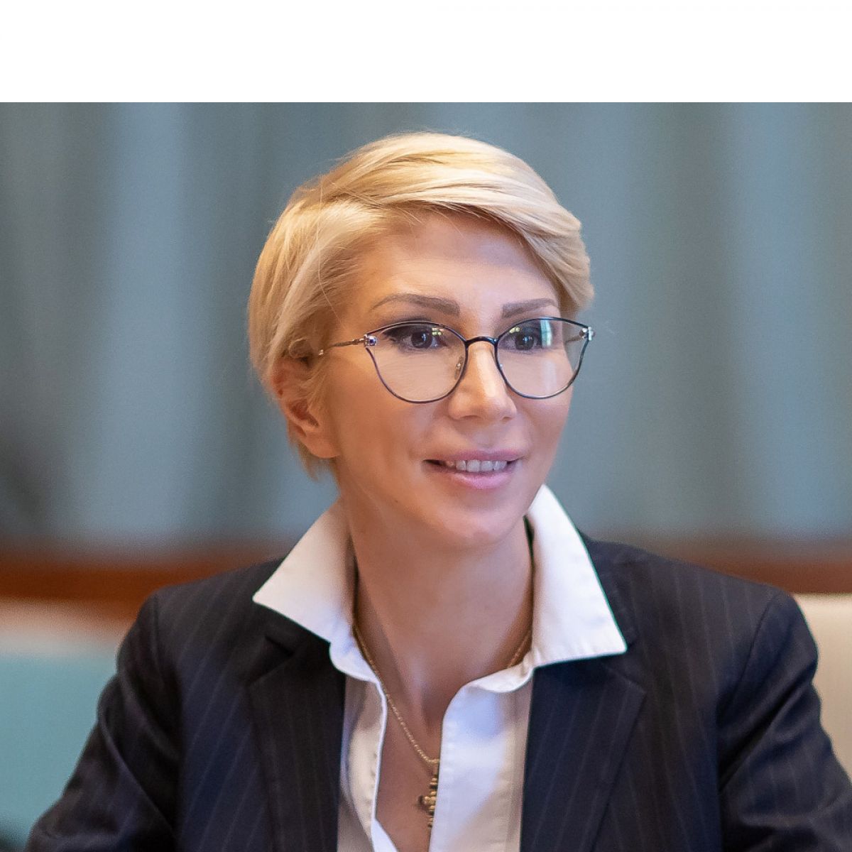 Raluca Turcan, atac direct la Marius Budăi: Se face că muncește și de 1 Mai?