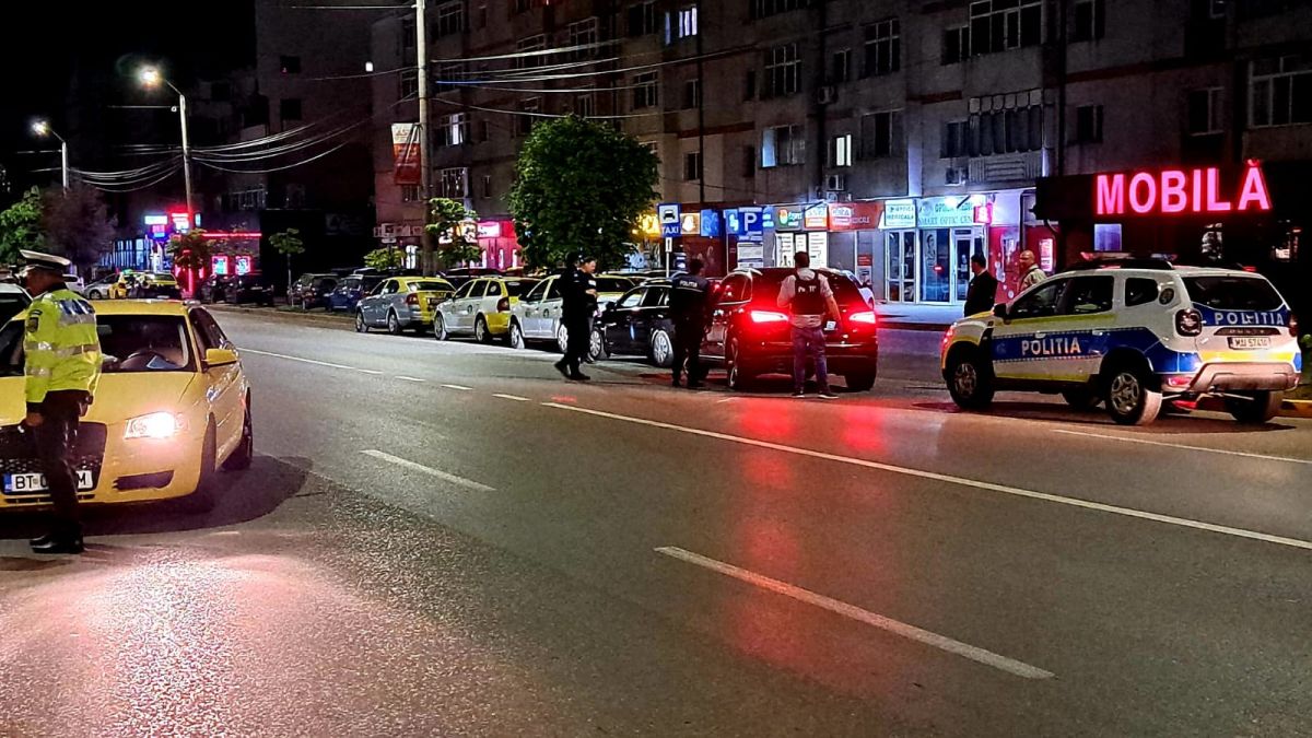 Peste 300 de sancțiuni aplicate de polițiști, un șofer a fost dus urgent la spital