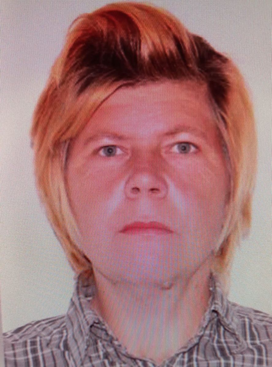 Botoșăneancă cu ochi albaștri căutată de Poliție