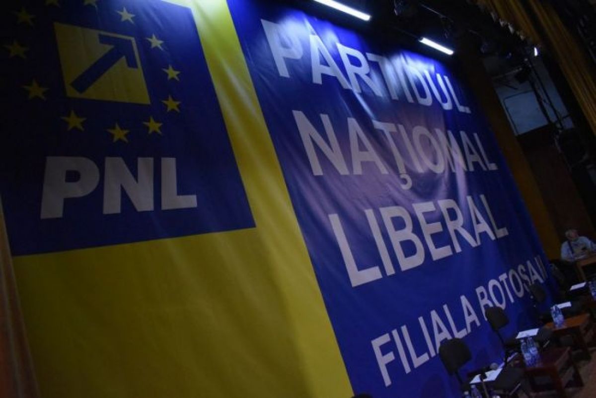Un partid din care a rămas doar președintele și câțiva șefuleți înghițit de PNL