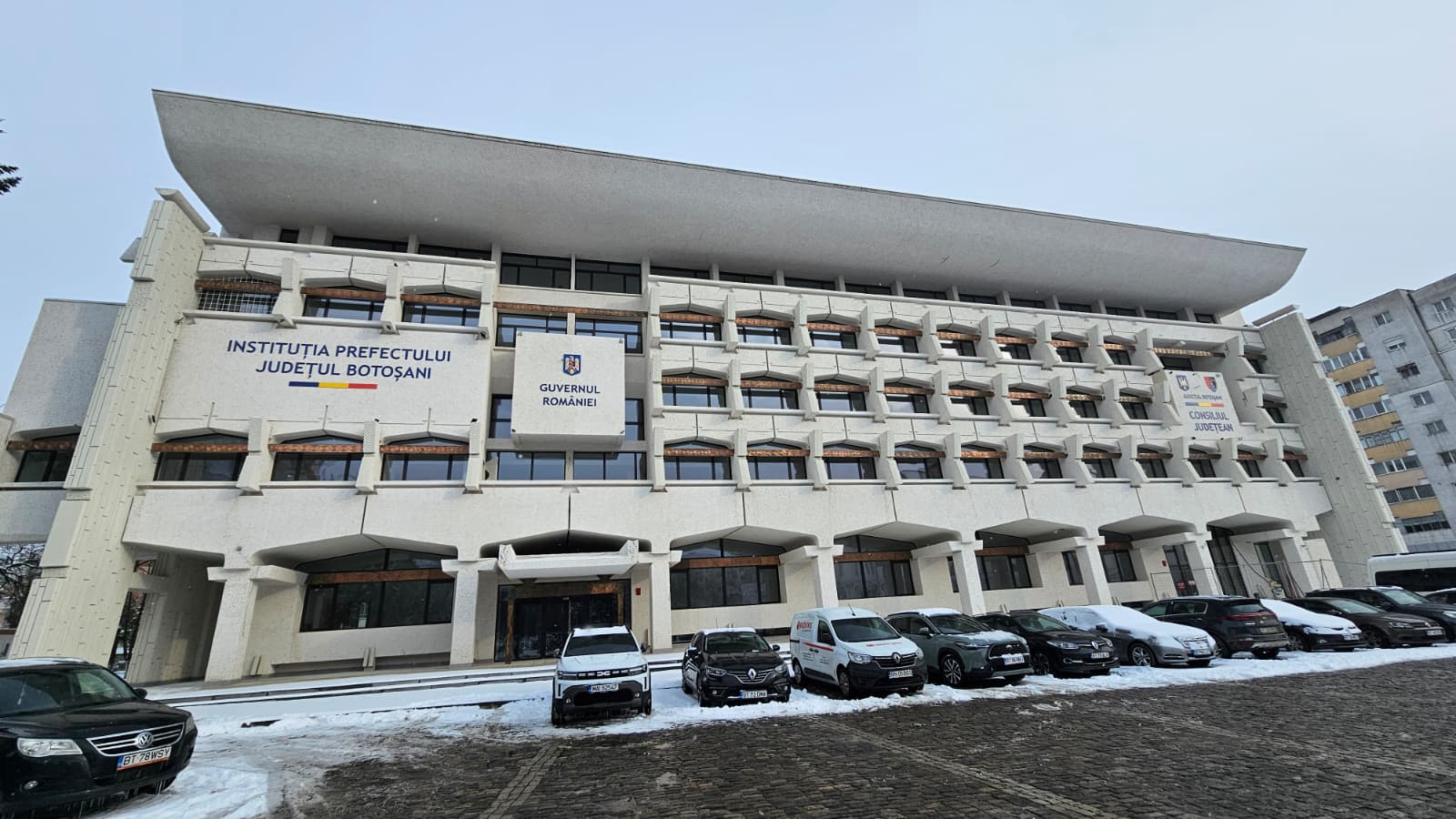 Mutarea, la un pas distanță: Palatul Administrativ din Botoșani, gata… aproape