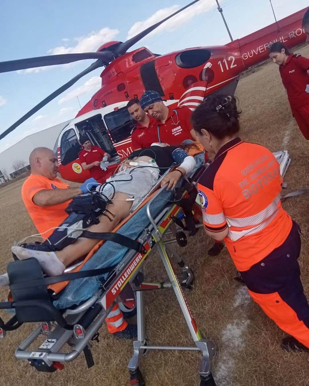 Adolescentă preluată de elicopterul SMURD după un accident grav de trotinetă, cadrele medicale de la „Ambulanță” i-au dat primul ajutor 