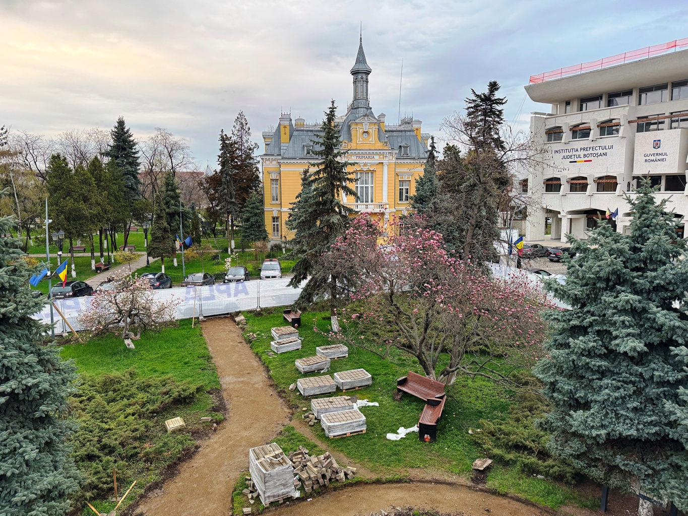 Funcționarii din primării intră în grevă: Guvernul taie 25% din posturi, dar nu se atinge de aleșii locali și de consilierii primarilor