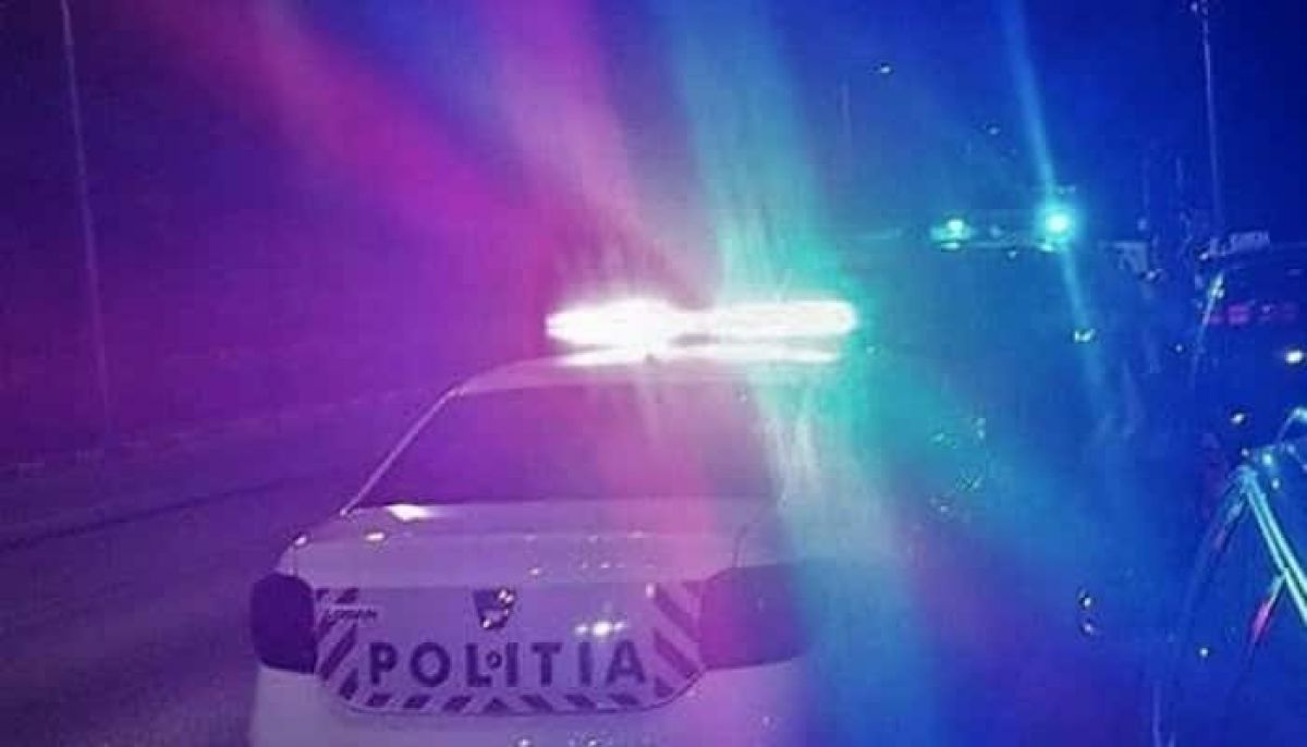 A fugit de Poliție și a ajuns cu mașina în șanț: Nereguli grave descoperite la control