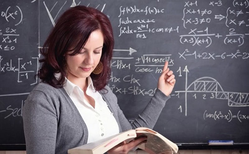  Guvernul deblochează angajările în școlile din Botoșani și întreaga țară