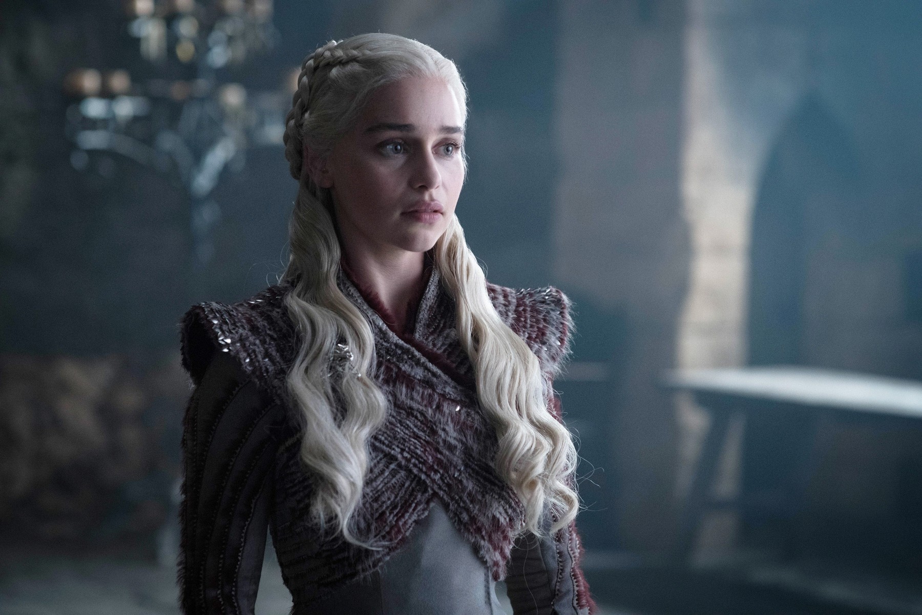Emilia Clarke, dezvăluiri șocante: Actrița din „Game of Thrones” a suferit două anevrisme cerebrale la 20 de ani