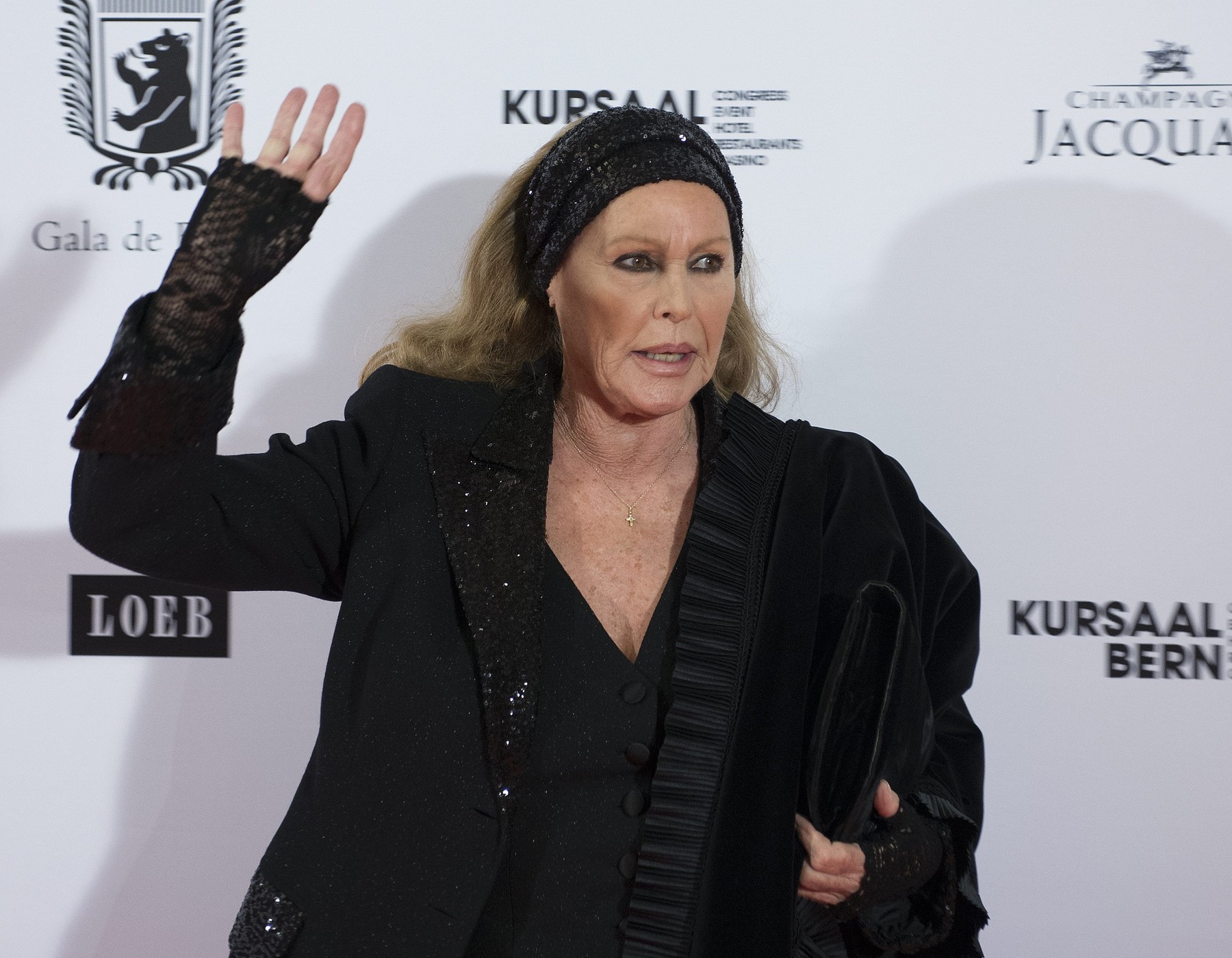 Fostă vedetă de cinema, fraudată cu milioane de euro: Poliția a confiscat bunuri de 20 de milioane