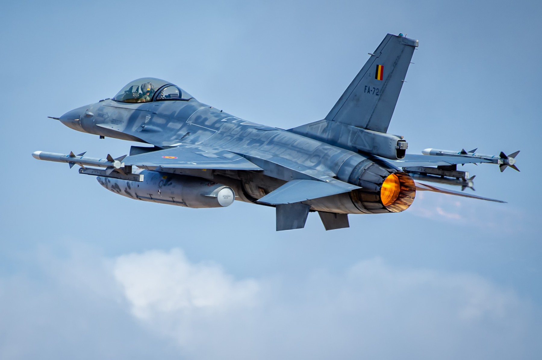 Alertă maximă la graniță! Atac rusesc, Ro-Alert activat și avioane F-16 ridicate de urgență