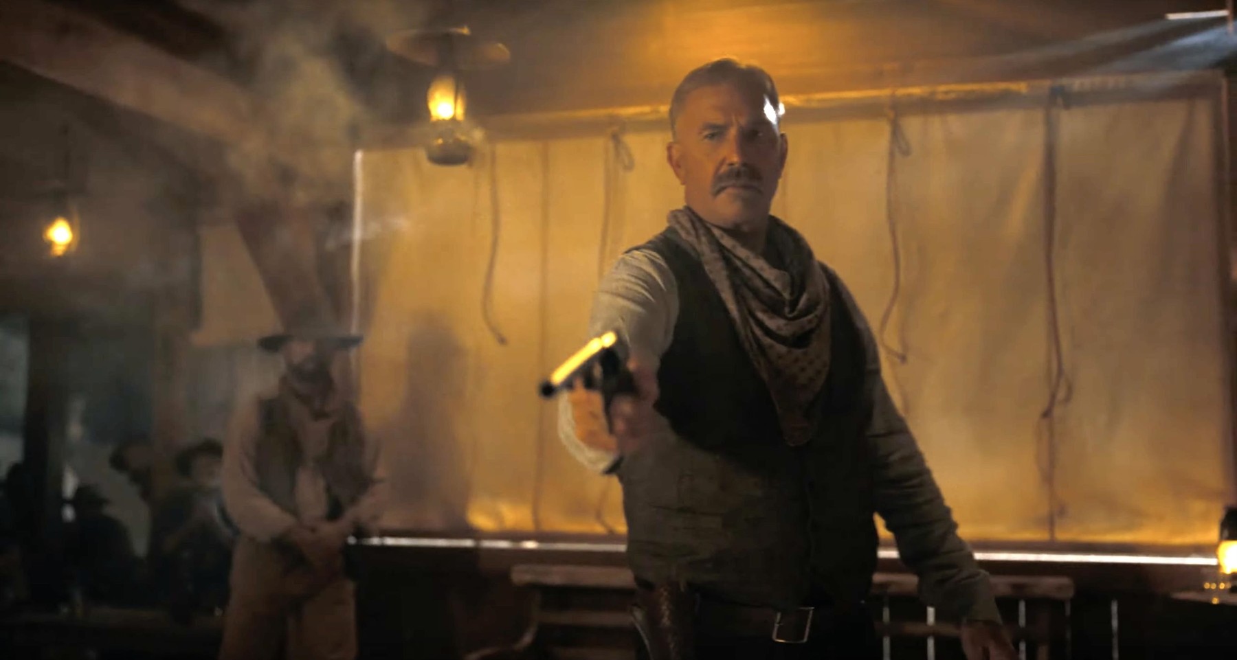 Kevin Costner, acuzat de o dublură de „minciună sfruntată” în procesul de viol simulat