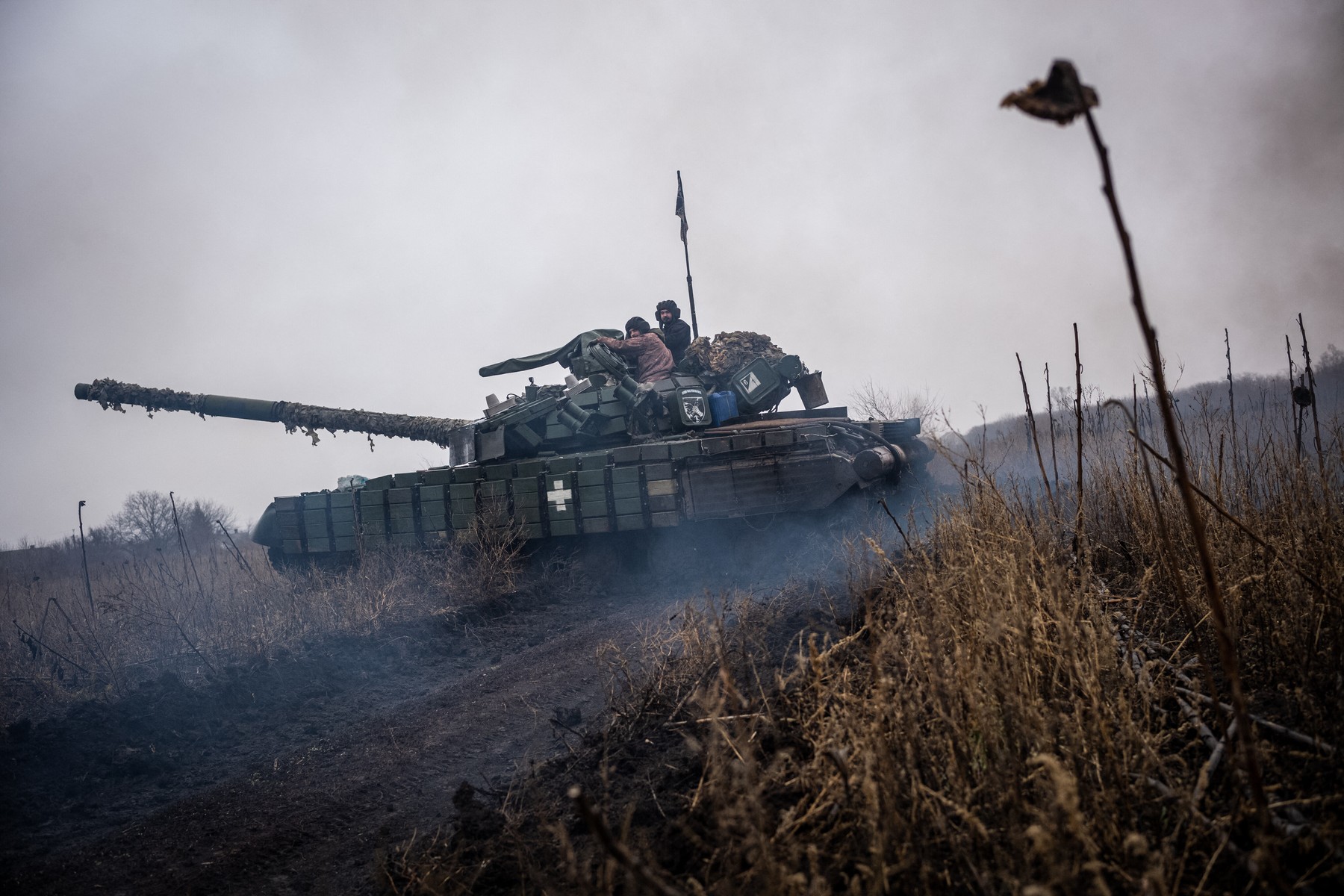 Lupte intense în Donețk: O poziție, atacată de 27 de ori într-o singură zi