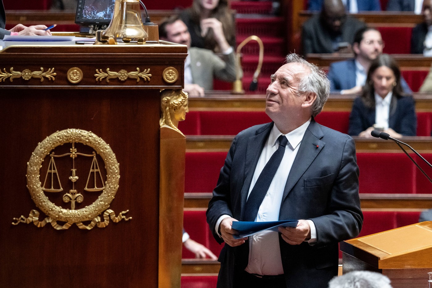 Premierul Franței, mișcare riscantă: Vot de încredere pentru planul de austeritate