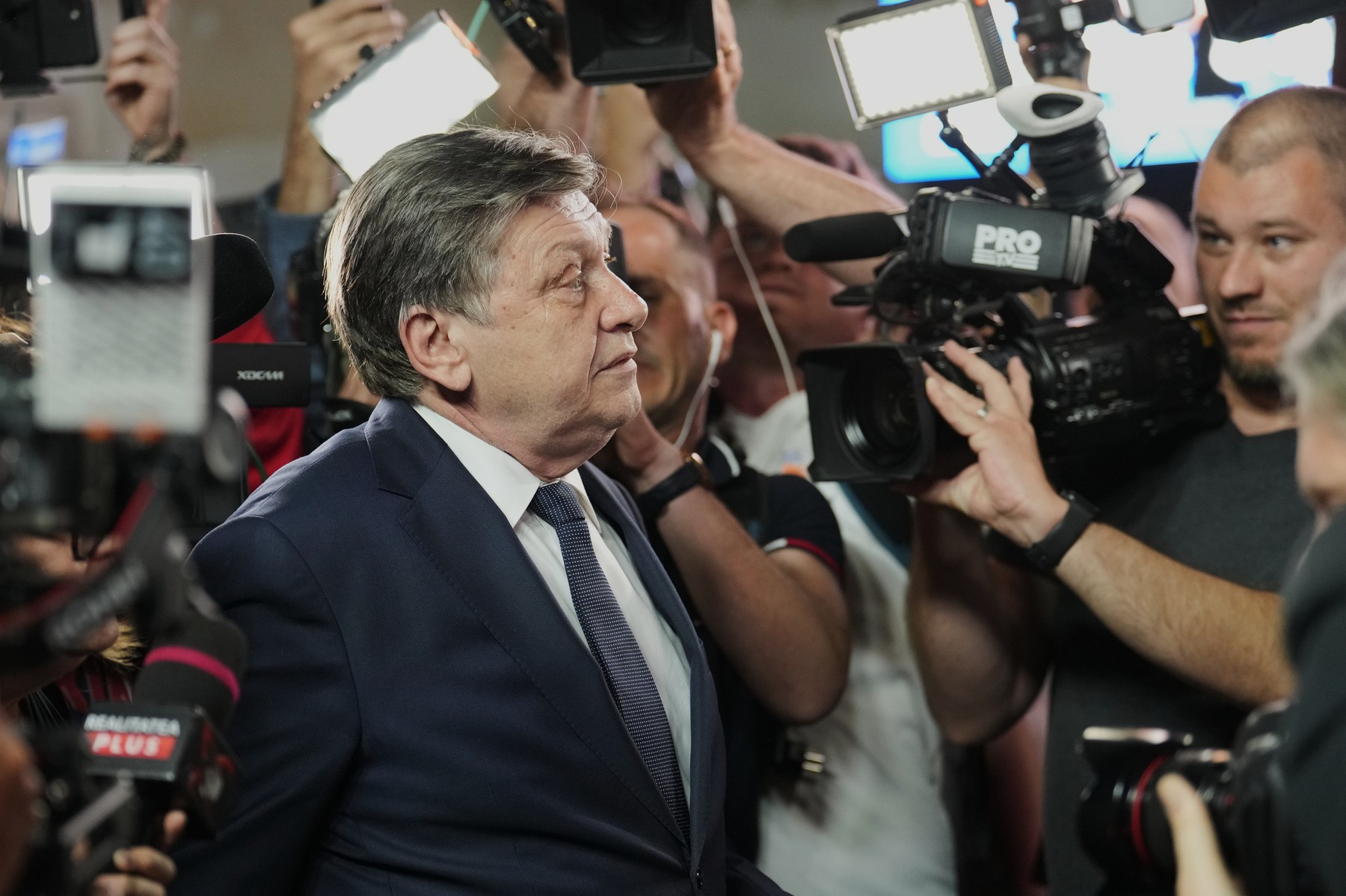 Crin Antonescu: "Coaliția nu funcționează", dar Guvernul va rezista sub conducerea lui Ilie Bolojan, "USR-ist de bunăvoie"