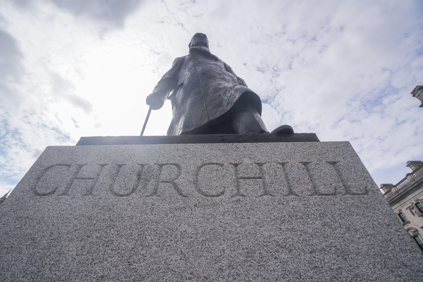 Winston Churchill, acuzat că ar fi „adevăratul rău” al celui de-al Doilea Război Mondial: O rescriere a istoriei ia amploare în SUA