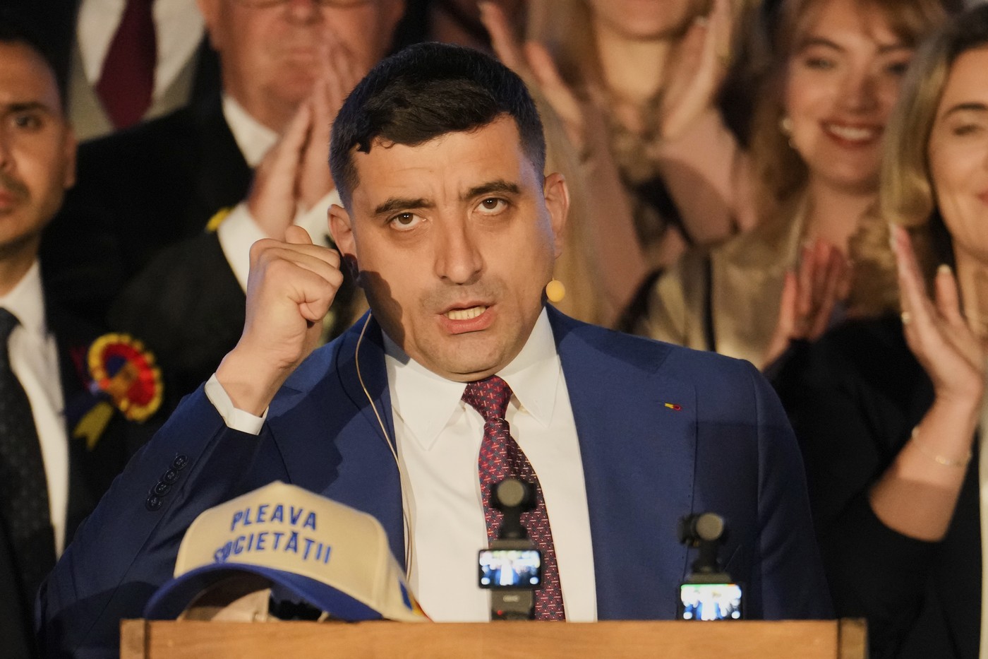 AUR anunță moțiuni de cenzură împotriva Guvernului Bolojan