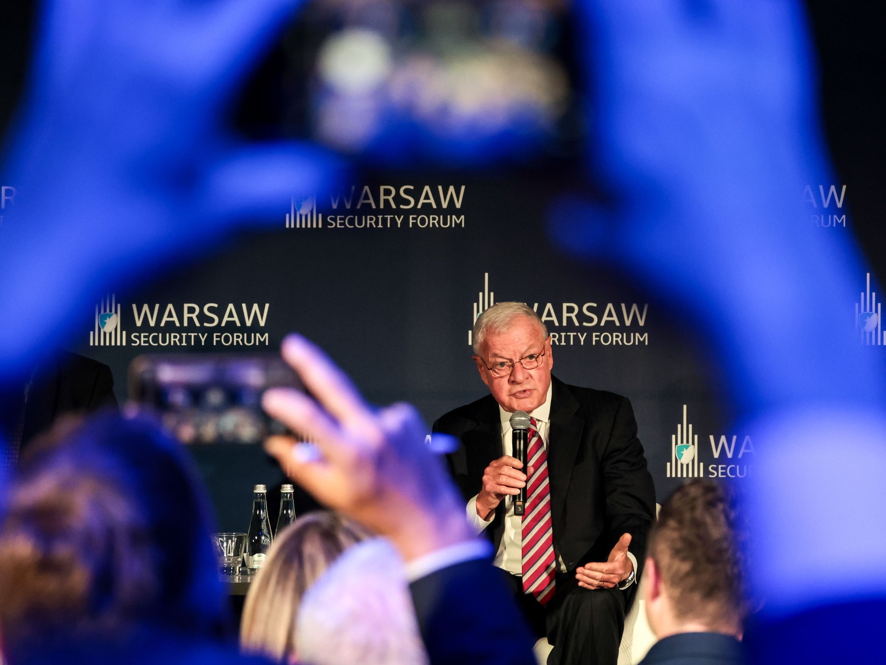 Kiev, lovitură grea! Un susținător important de la Washington pleacă