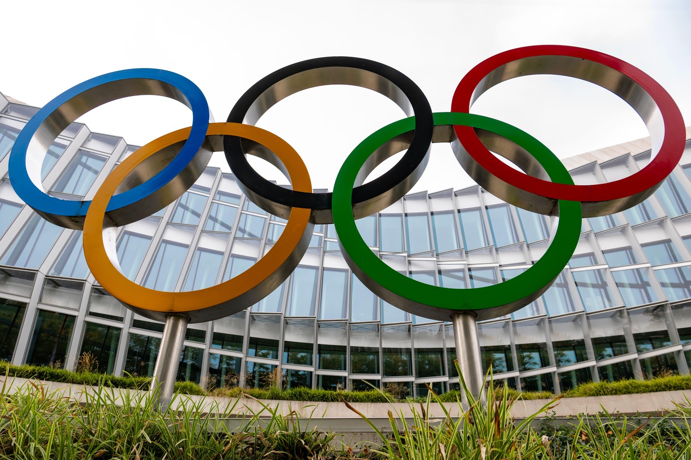 Nouă țări din UE, inclusiv România, cer tăierea finanțării Comitetului Olimpic Internațional din cauza reprimirii rușilor