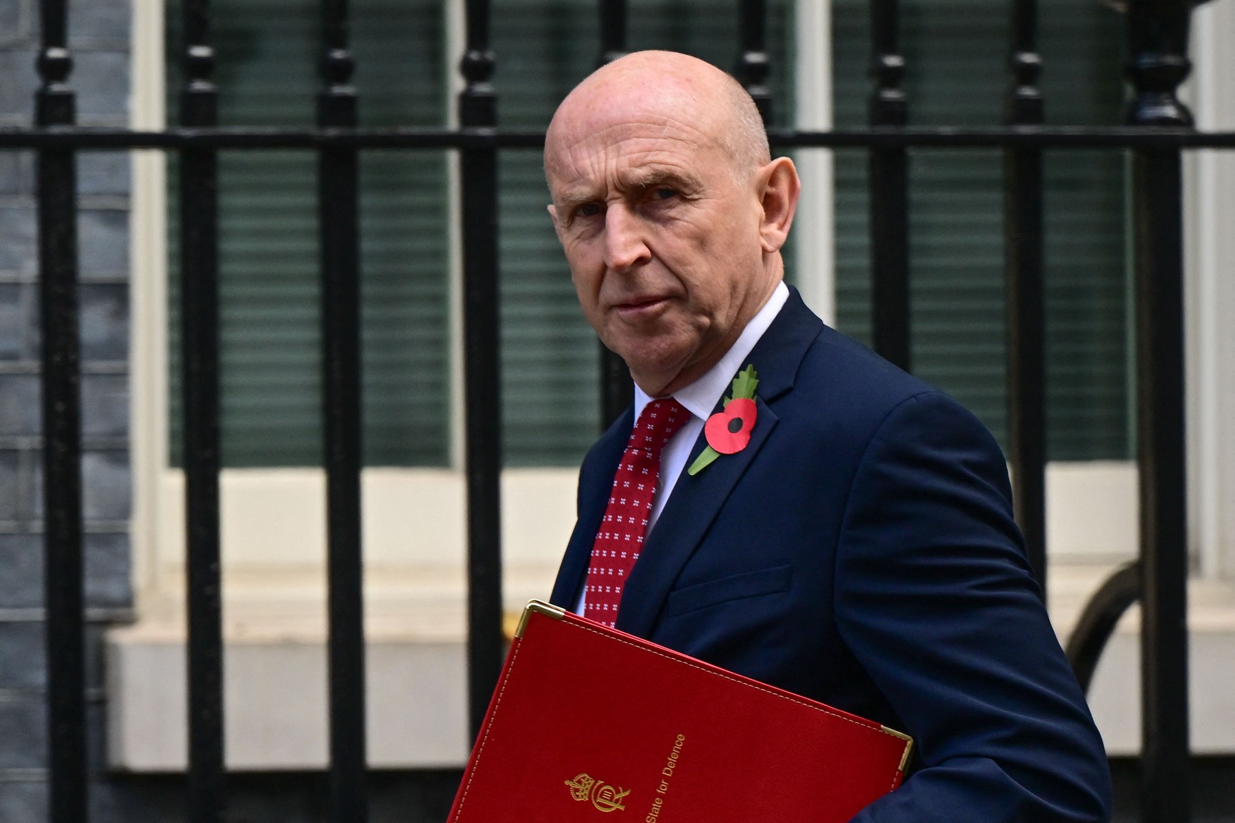 Oficial britanic: Doar Trump îl poate aduce pe Putin la masa negocierilor