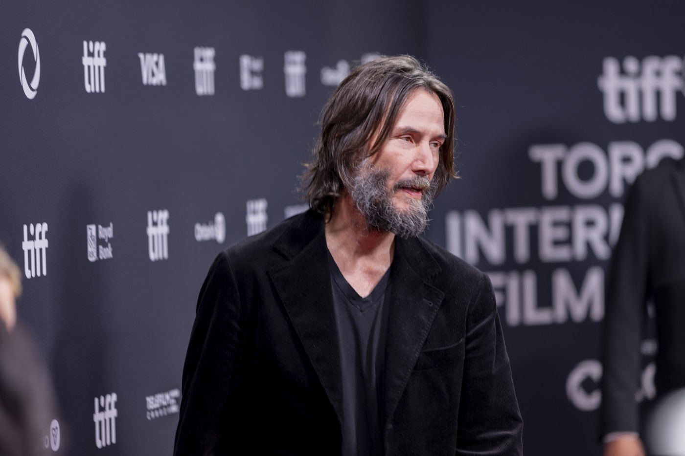Keanu Reeves, apel la clemență pentru regizorul care a fraudat Netflix cu milioane de dolari
