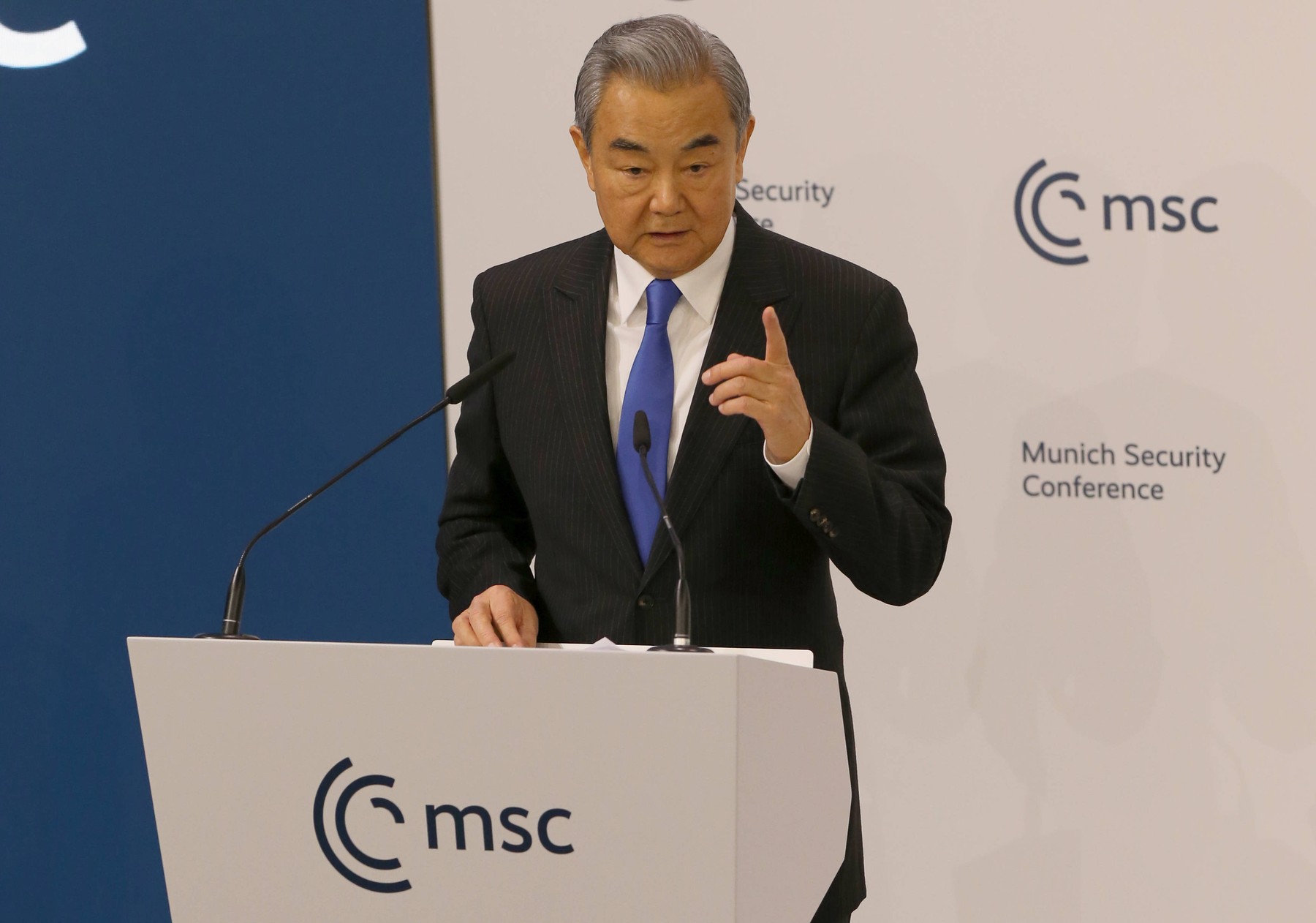 China intervine în conflictul din Iran: Apel la armistițiu și compromis