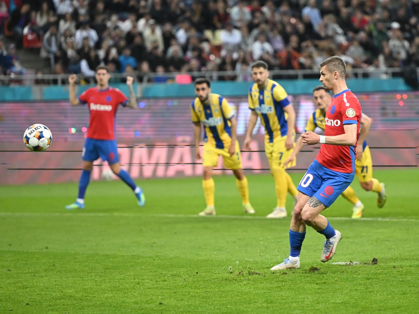 Claudiu Tudor, înainte de FCSB – Petrolul: „Nu ne este frică. Nu pe noi este presiunea”