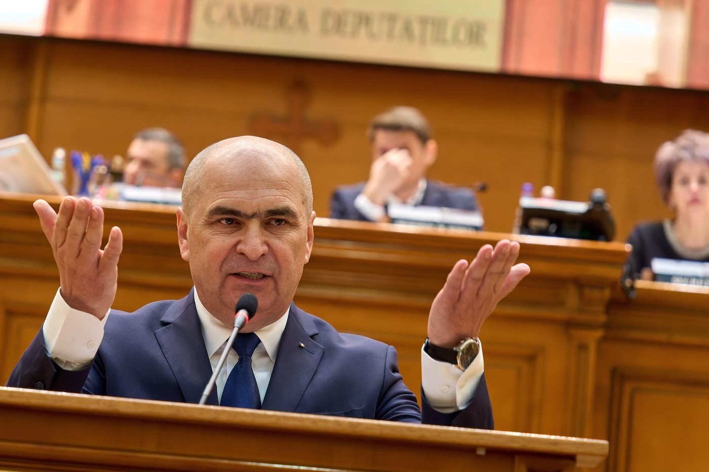 Premierul Bolojan propune partidelor un Pact pentru Energie, cu cinci direcții majore. „Este nevoie de continuitate, indiferent cine conduce Guvernul”
