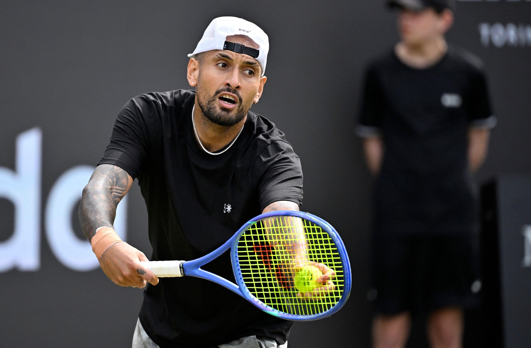 Nick Kyrgios a fost suspendat din tenis după ce a fost testat pozitiv pentru cocaină