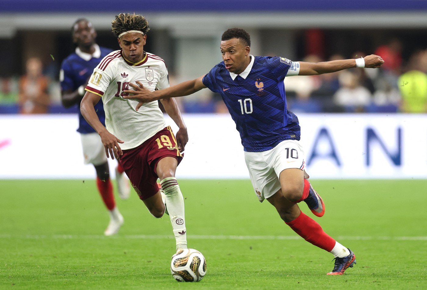 Cupa Mondială 2026: Franța – Spania. Știm prima finalistă, după un 2-0 sec. Antrenorul care spune că jucătorii săi sunt „devastați” și aruncă o umbră asupra arbitrajului