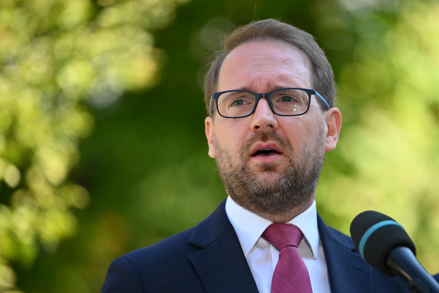 Dominic Fritz, anunț pentru un job la USR. Care sunt criteriile pentru angajare