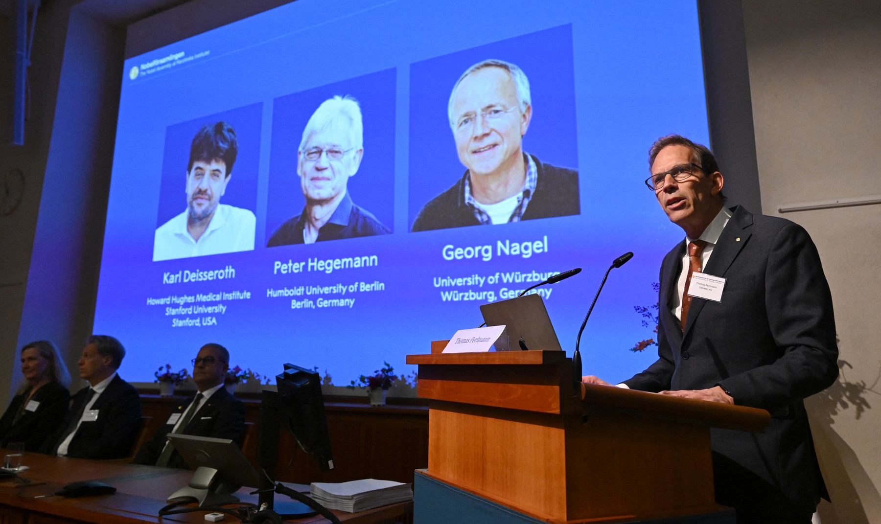 Premiul Nobel pentru Medicină a fost acordat în 2026 pentru descoperirea optogeneticii și canalelor ionice activate de lumină