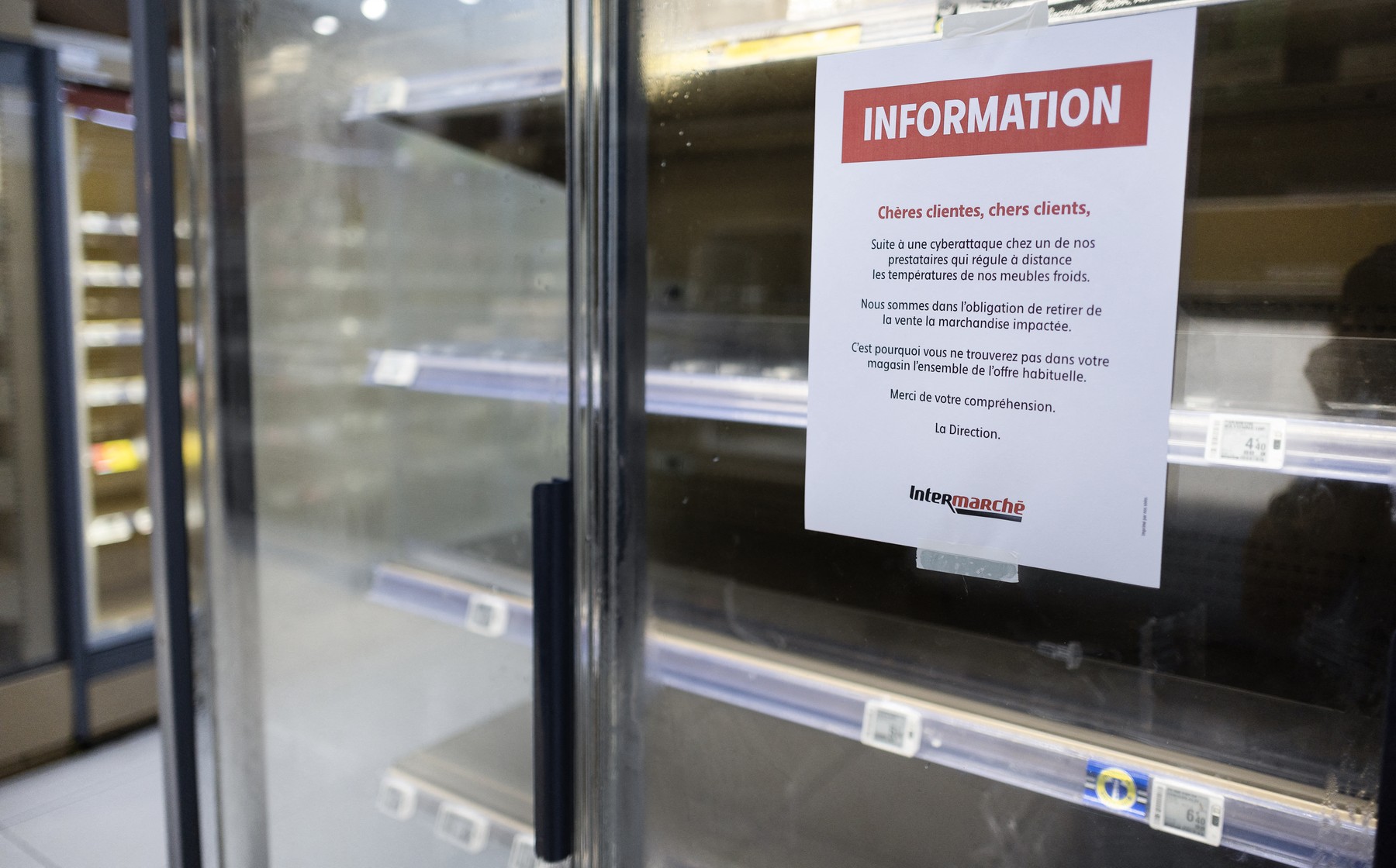 Noaptea în care frigiderele supermarketurilor din Franța s-au încălzit la 50 de grade Celsius. Tone de alimente, aruncate