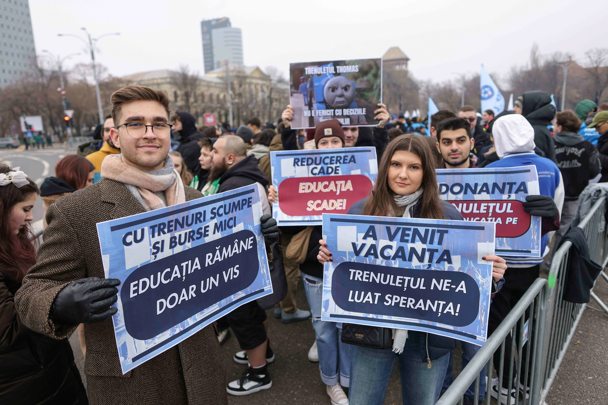 Studenții anunță proteste naționale masive: Măsurile de austeritate din educație, criticate dur